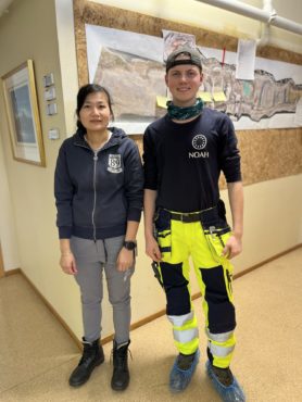 Anh og Daniel er to av de tre lærlingene som har praksis hos NOAH på Langøya i 2022/23. Begge stortrives i jobben, og føler at de får bruk for både teori og ferdigheter fra skolen.